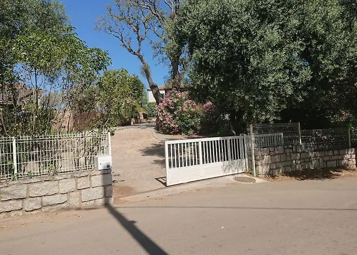 Vakantiehuis A 5 Minutes A Pied Du Centre De Vecchio Porto-Vecchio (Corsica)